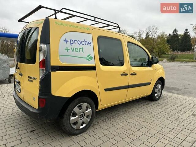 Желтый Рено Кенгу, объемом двигателя 0 л и пробегом 85 тыс. км за 5777 $, фото 8 на Automoto.ua