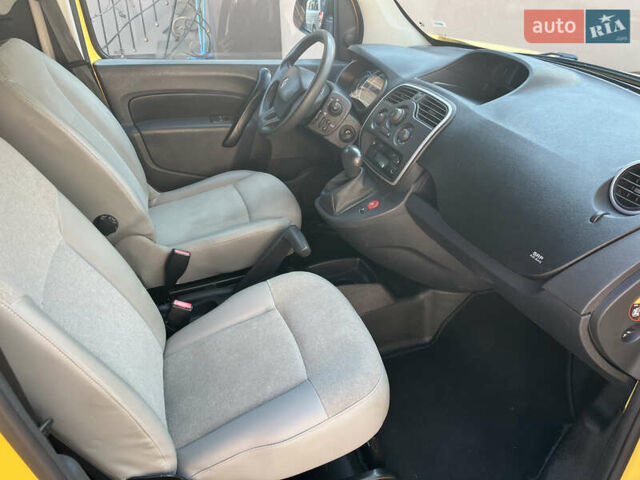 Жовтий Рено Кєнгу, об'ємом двигуна 0 л та пробігом 98 тис. км за 5999 $, фото 11 на Automoto.ua