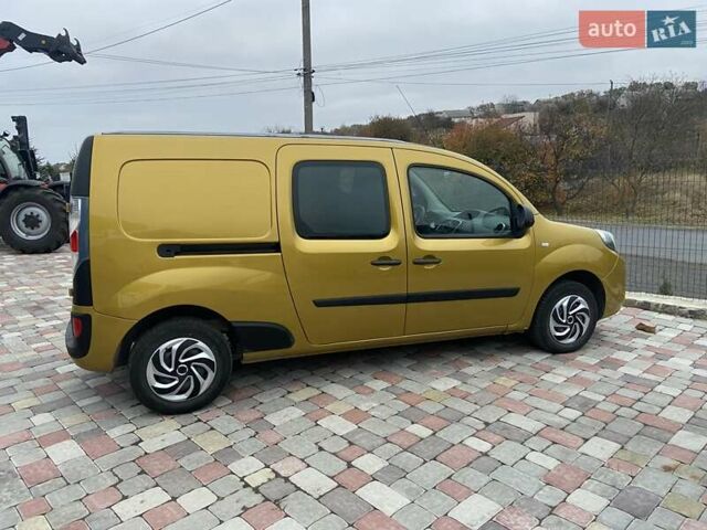 Желтый Рено Кенгу, объемом двигателя 0 л и пробегом 93 тыс. км за 7700 $, фото 3 на Automoto.ua