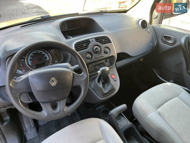 Жовтий Рено Кєнгу, об'ємом двигуна 0 л та пробігом 98 тис. км за 5999 $, фото 9 на Automoto.ua