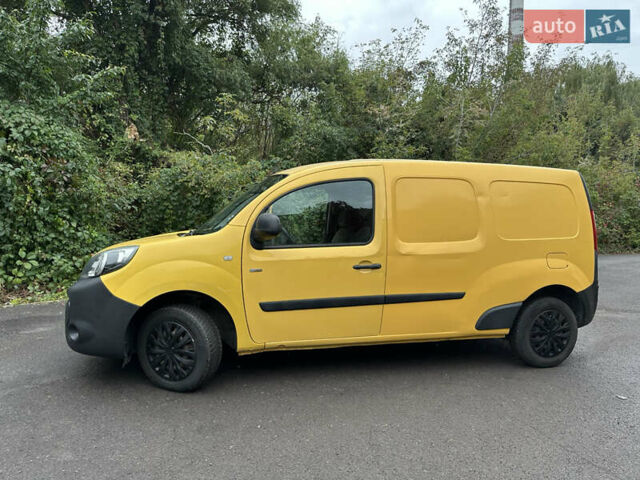 Желтый Рено Кенгу, объемом двигателя 0 л и пробегом 98 тыс. км за 7900 $, фото 9 на Automoto.ua