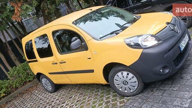 Рено Кенгу 2018 в Львове на Automoto.ua Желтый Рено Кенгу, объемом двигателя 0 л и пробегом 78 тыс. км за 9500 $, фото 3 на Automoto.ua