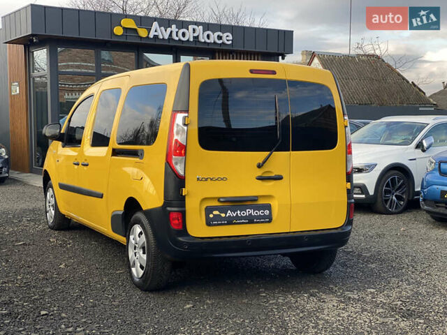 Желтый Рено Кенгу, объемом двигателя 0 л и пробегом 57 тыс. км за 9950 $, фото 16 на Automoto.ua