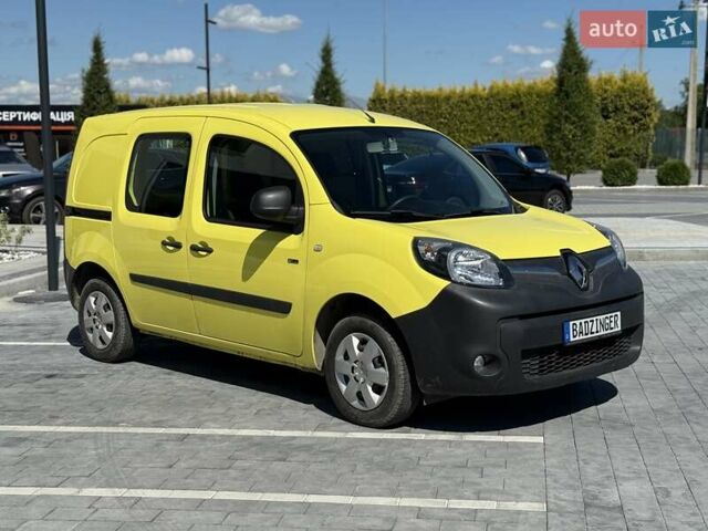 Желтый Рено Кенгу, объемом двигателя 0 л и пробегом 40 тыс. км за 9500 $, фото 2 на Automoto.ua