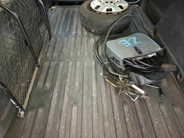 Рено Кенгу 2020 в Тернополе на Automoto.ua Желтый Рено Кенгу, объемом двигателя 0 л и пробегом 42 тыс. км за 8490 $, фото 12 на Automoto.ua