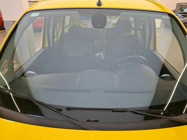 Рено Кенгу 2020 в Тернополе на Automoto.ua Желтый Рено Кенгу, объемом двигателя 0 л и пробегом 42 тыс. км за 8490 $, фото 14 на Automoto.ua