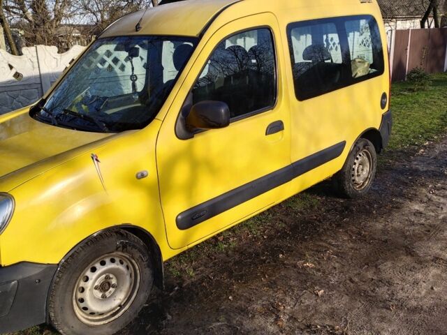 Желтый Рено Кенгу, объемом двигателя 1.5 л и пробегом 158 тыс. км за 4300 $, фото 15 на Automoto.ua