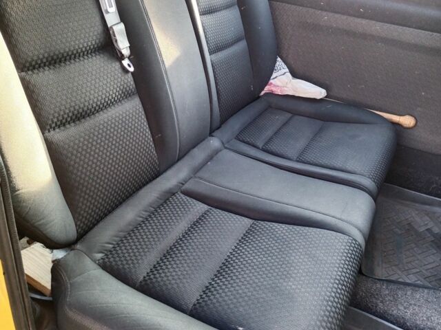 Желтый Рено Кенгу, объемом двигателя 1.5 л и пробегом 158 тыс. км за 4300 $, фото 6 на Automoto.ua