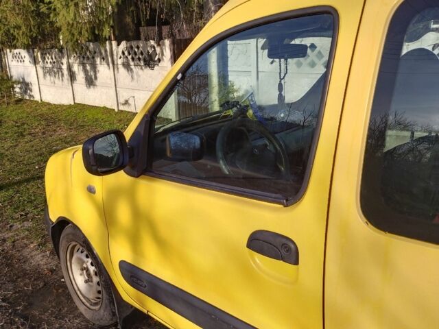 Желтый Рено Кенгу, объемом двигателя 1.5 л и пробегом 158 тыс. км за 4300 $, фото 17 на Automoto.ua