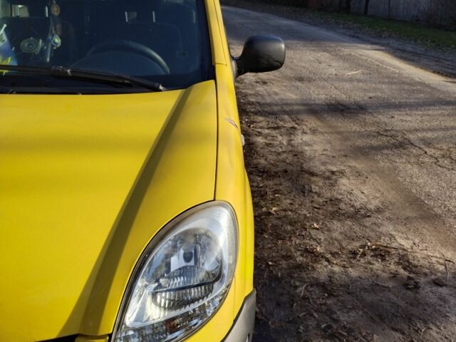 Желтый Рено Кенгу, объемом двигателя 1.5 л и пробегом 158 тыс. км за 4300 $, фото 19 на Automoto.ua
