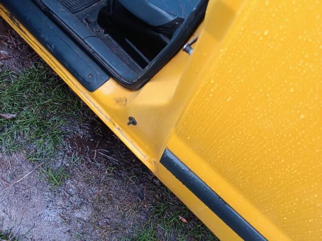 Жовтий Рено Кєнгу, об'ємом двигуна 1.9 л та пробігом 351 тис. км за 3300 $, фото 5 на Automoto.ua