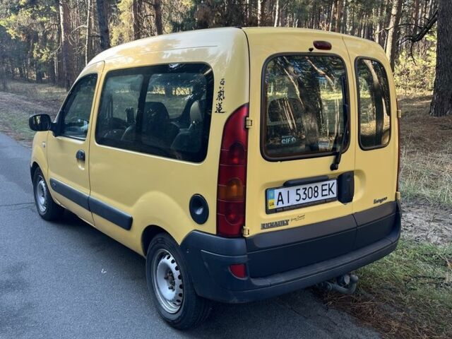 Желтый Рено Кенгу, объемом двигателя 1.5 л и пробегом 500 тыс. км за 3700 $, фото 2 на Automoto.ua