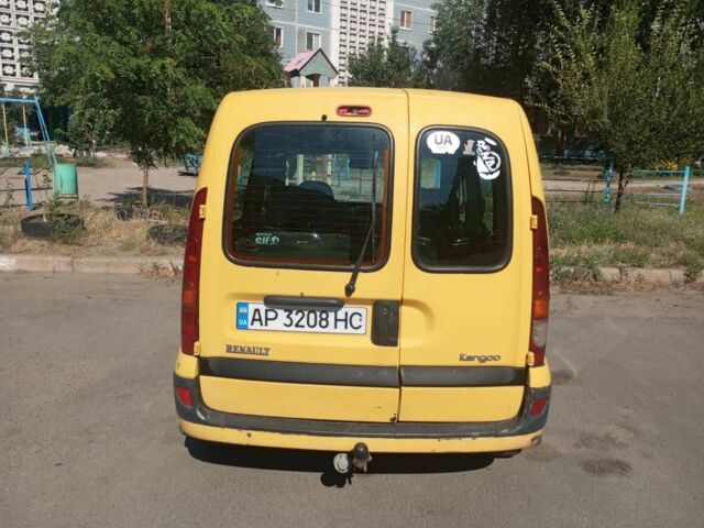 Жовтий Рено Кєнгу, об'ємом двигуна 1.5 л та пробігом 240 тис. км за 3519 $, фото 5 на Automoto.ua