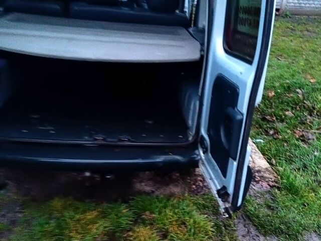 Серый Рено Кенгу, объемом двигателя 1.9 л и пробегом 0 тыс. км за 3300 $, фото 8 на Automoto.ua