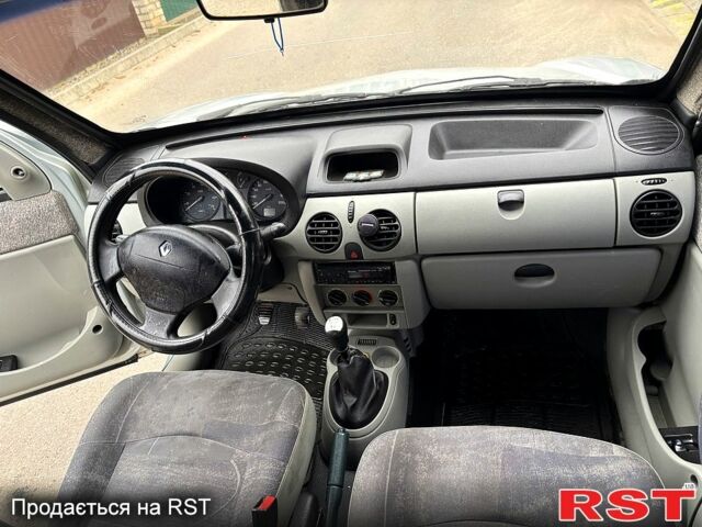 Сірий Рено Кєнгу, об'ємом двигуна 1.5 л та пробігом 200 тис. км за 2950 $, фото 10 на Automoto.ua