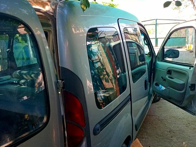 Серый Рено Кенгу, объемом двигателя 1.4 л и пробегом 620 тыс. км за 3200 $, фото 4 на Automoto.ua