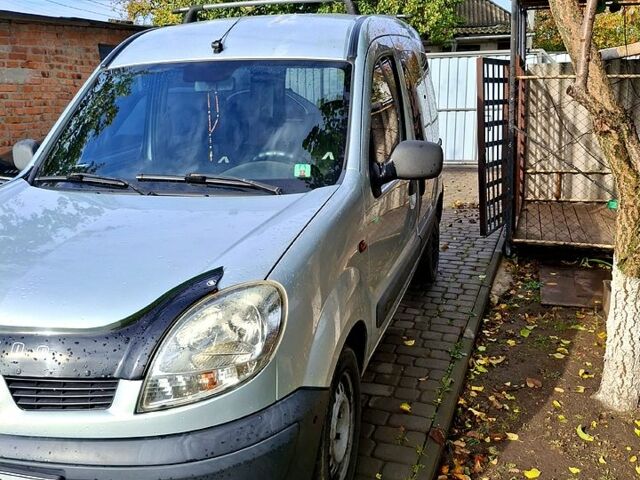 Серый Рено Кенгу, объемом двигателя 1.1 л и пробегом 175 тыс. км за 4000 $, фото 8 на Automoto.ua