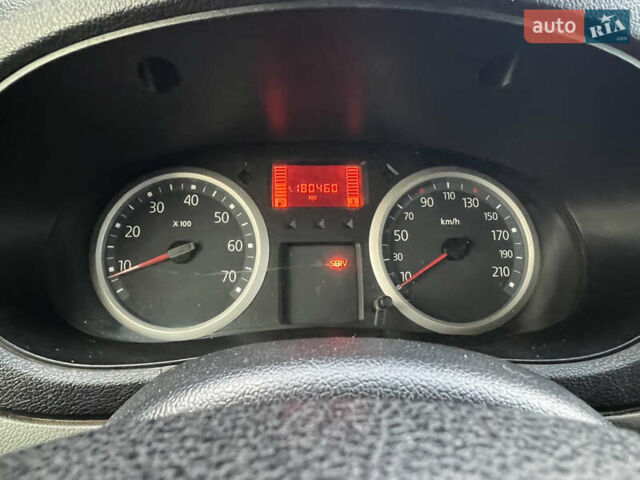 Серый Рено Кенгу, объемом двигателя 1.46 л и пробегом 450 тыс. км за 2599 $, фото 9 на Automoto.ua