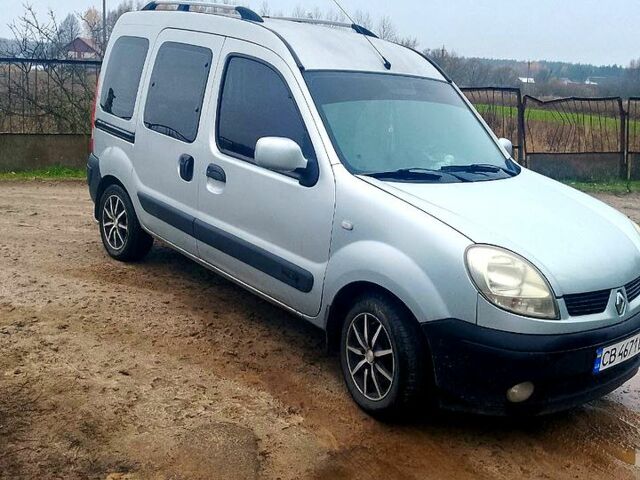 Сірий Рено Кєнгу, об'ємом двигуна 1.4 л та пробігом 0 тис. км за 4000 $, фото 2 на Automoto.ua