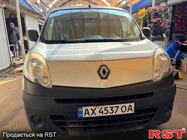 Серый Рено Кенгу, объемом двигателя 1.5 л и пробегом 313 тыс. км за 5999 $, фото 1 на Automoto.ua