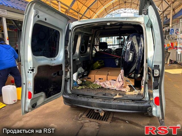 Серый Рено Кенгу, объемом двигателя 1.5 л и пробегом 313 тыс. км за 5999 $, фото 6 на Automoto.ua