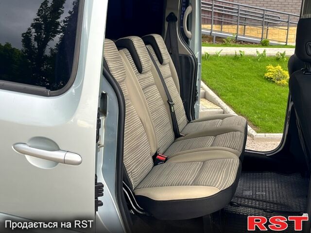 Серый Рено Кенгу, объемом двигателя 1.5 л и пробегом 0 тыс. км за 7300 $, фото 8 на Automoto.ua