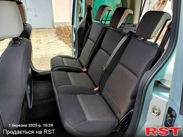 Серый Рено Кенгу, объемом двигателя 16 л и пробегом 220 тыс. км за 7300 $, фото 8 на Automoto.ua