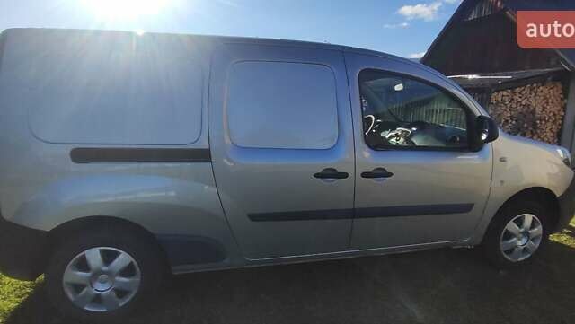 Серый Рено Кенгу, объемом двигателя 0 л и пробегом 39 тыс. км за 5300 $, фото 3 на Automoto.ua