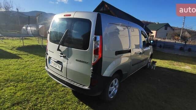 Серый Рено Кенгу, объемом двигателя 0 л и пробегом 39 тыс. км за 5300 $, фото 4 на Automoto.ua