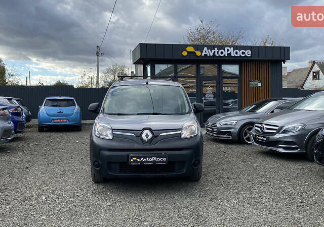 Серый Рено Кенгу, объемом двигателя 0 л и пробегом 91 тыс. км за 12200 $, фото 7 на Automoto.ua