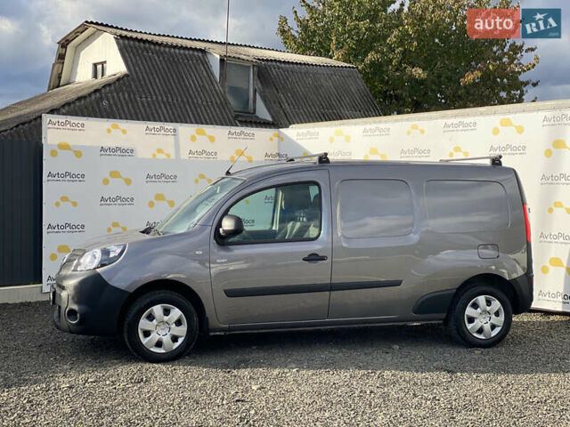 Серый Рено Кенгу, объемом двигателя 0 л и пробегом 91 тыс. км за 12200 $, фото 59 на Automoto.ua