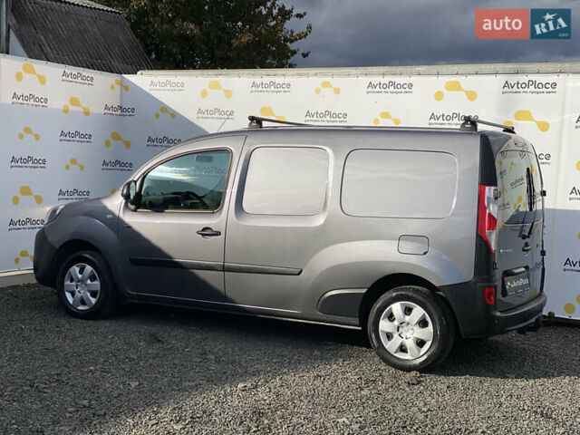 Серый Рено Кенгу, объемом двигателя 0 л и пробегом 91 тыс. км за 12200 $, фото 57 на Automoto.ua