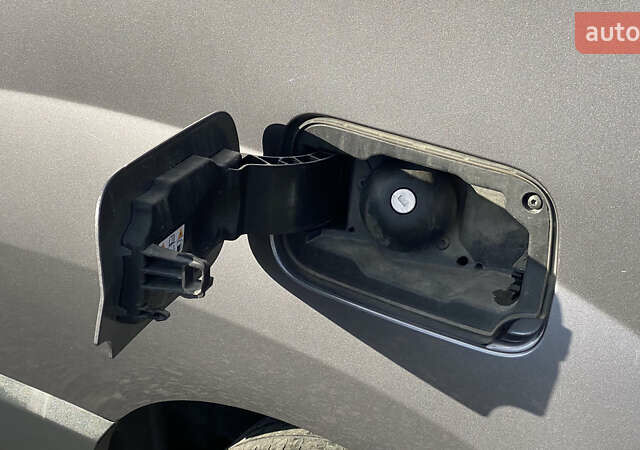 Серый Рено Кенгу, объемом двигателя 0 л и пробегом 91 тыс. км за 12200 $, фото 37 на Automoto.ua