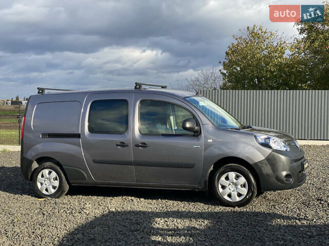 Серый Рено Кенгу, объемом двигателя 0 л и пробегом 91 тыс. км за 12200 $, фото 50 на Automoto.ua