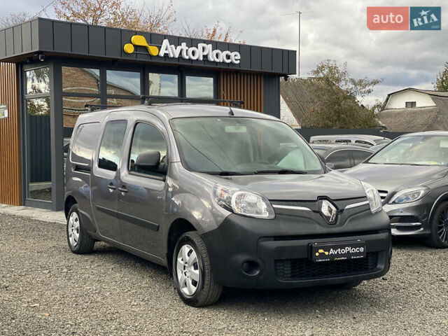 Серый Рено Кенгу, объемом двигателя 0 л и пробегом 91 тыс. км за 12200 $, фото 9 на Automoto.ua