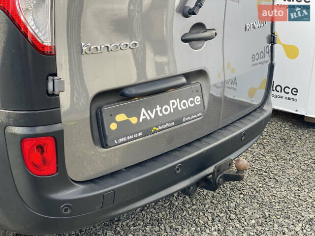 Серый Рено Кенгу, объемом двигателя 0 л и пробегом 91 тыс. км за 12200 $, фото 29 на Automoto.ua