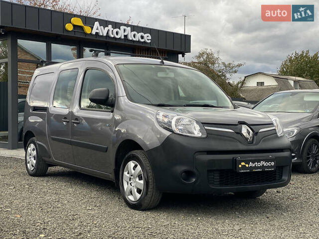 Серый Рено Кенгу, объемом двигателя 0 л и пробегом 91 тыс. км за 12200 $, фото 10 на Automoto.ua