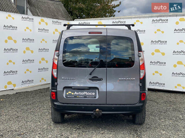 Серый Рено Кенгу, объемом двигателя 0 л и пробегом 91 тыс. км за 12200 $, фото 16 на Automoto.ua