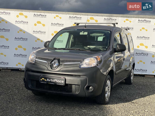 Серый Рено Кенгу, объемом двигателя 0 л и пробегом 91 тыс. км за 12200 $, фото 61 на Automoto.ua