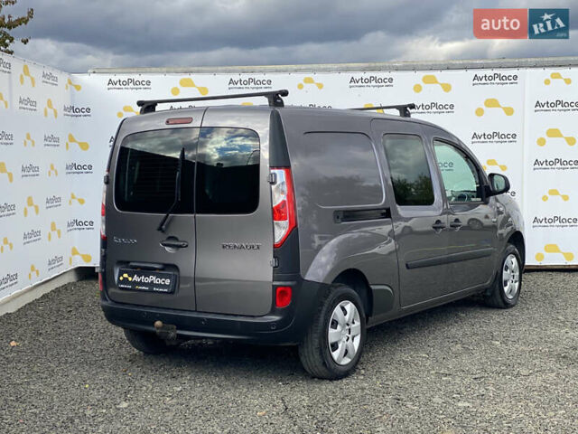 Серый Рено Кенгу, объемом двигателя 0 л и пробегом 91 тыс. км за 12200 $, фото 17 на Automoto.ua