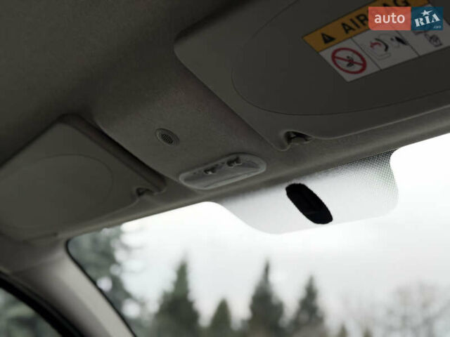 Сірий Рено Кєнгу, об'ємом двигуна 0 л та пробігом 45 тис. км за 12800 $, фото 43 на Automoto.ua