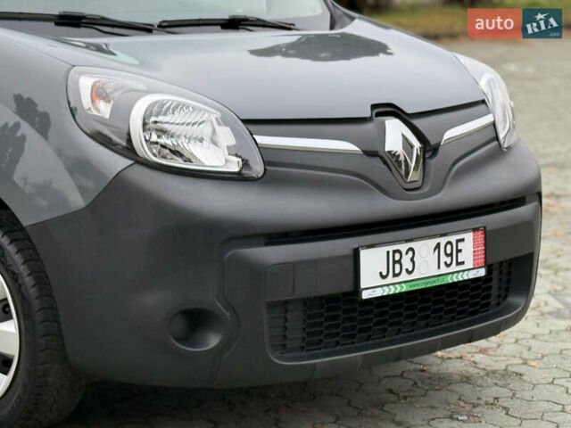 Серый Рено Кенгу, объемом двигателя 0 л и пробегом 45 тыс. км за 12900 $, фото 18 на Automoto.ua