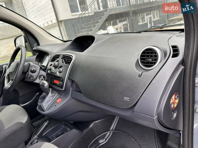 Рено Кєнгу 2022 у Дубно на Automoto.ua Сірий Рено Кєнгу, об'ємом двигуна 0 л та пробігом 65 тис. км за 12900 $, фото 32 на Automoto.ua