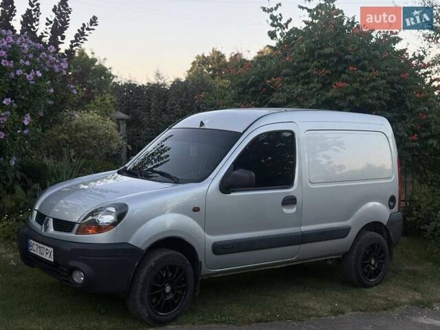 Серый Рено Кенгу, объемом двигателя 1.87 л и пробегом 330 тыс. км за 5500 $, фото 2 на Automoto.ua