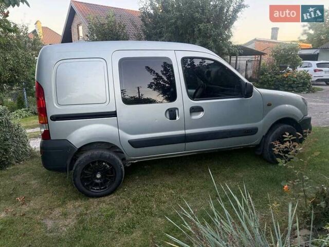 Серый Рено Кенгу, объемом двигателя 1.87 л и пробегом 330 тыс. км за 5500 $, фото 5 на Automoto.ua