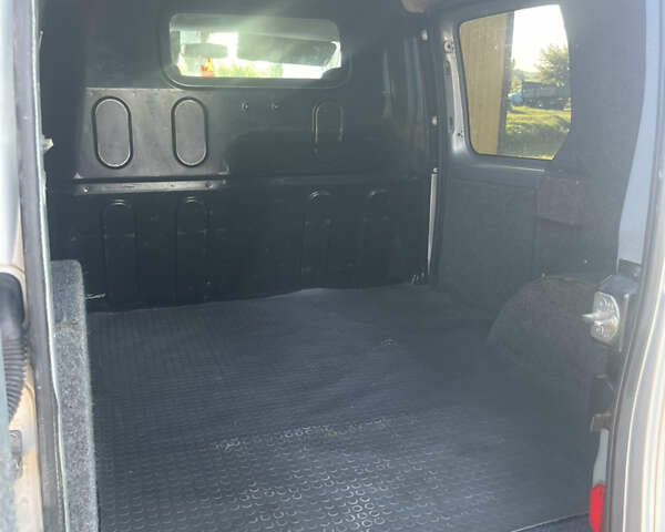 Серый Рено Кенгу, объемом двигателя 1.46 л и пробегом 350 тыс. км за 5800 $, фото 6 на Automoto.ua