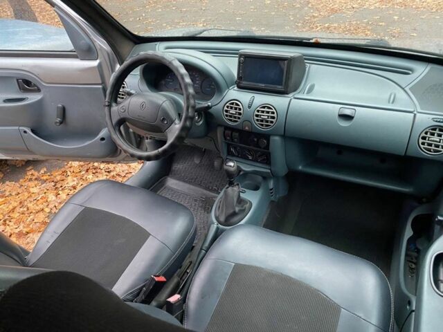 Серый Рено Кенгу, объемом двигателя 1.9 л и пробегом 100 тыс. км за 2850 $, фото 6 на Automoto.ua