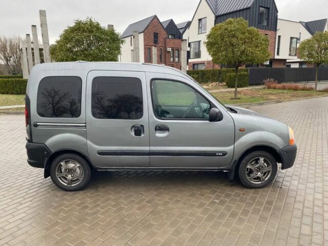 Серый Рено Кенгу, объемом двигателя 1.9 л и пробегом 100 тыс. км за 2850 $, фото 2 на Automoto.ua