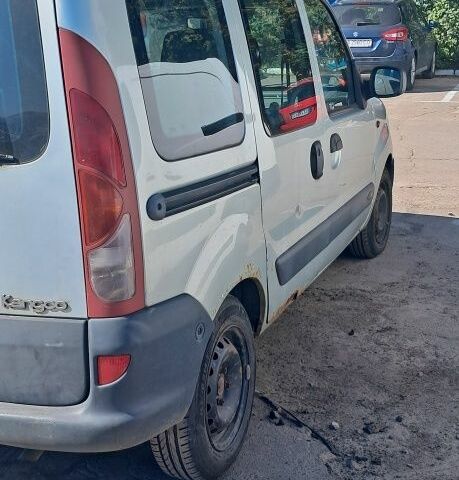 Сірий Рено Кєнгу, об'ємом двигуна 1.4 л та пробігом 357 тис. км за 1800 $, фото 4 на Automoto.ua