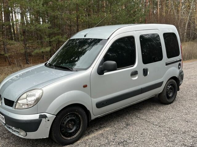 Рено Кенгу 2005 в Балаклее на Automoto.ua Серый Рено Кенгу, объемом двигателя 1.4 л и пробегом 321 тыс. км за 2900 $, фото 3 на Automoto.ua